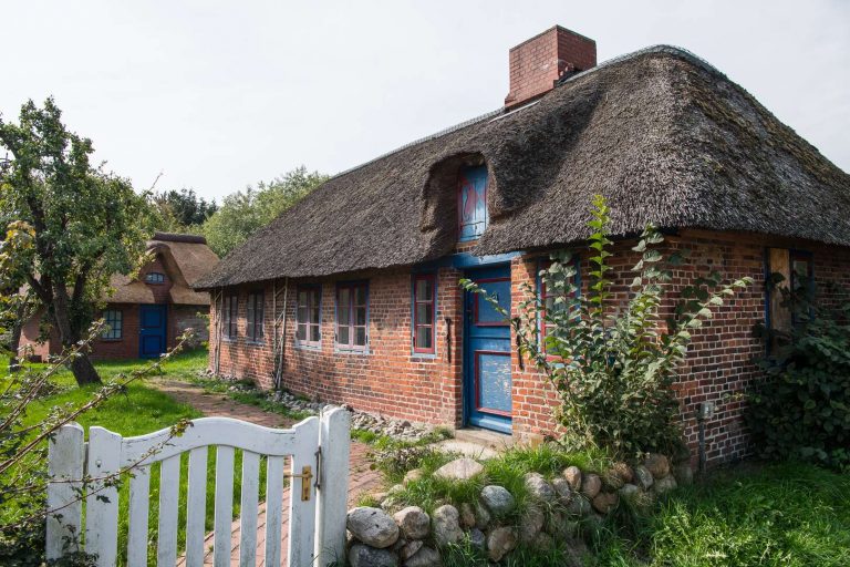 ursprüngliche Reetdachkate, 200 m von Ihrer Ferienwohnung